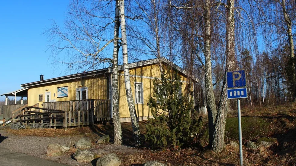 Klubbhus. Östra Ryds Idrottsförenings klubbhus görs nu provisoriskt om till föskola.