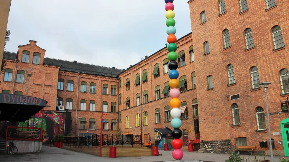 Prisat kulturkvarter. 10 000 kronor får kvarteret hallarna i stipendium från Norrköpings Rotaryklubb.