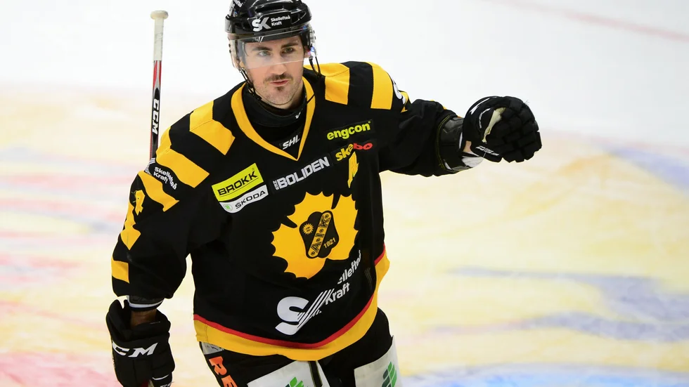 Bud Holloway från förra SHL-säsongen. 