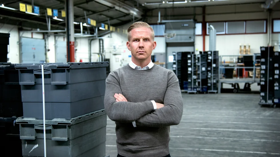 Postnord levererar inte längre paket till postnumret 756 48 i Uppsala. Enligt Alexis Larsson, säkerhetschef på företaget, har medarbetare utsatts för alltifrån stöld till förföljande där. Efter UNT:s rapportering har kommunstyrelsens ordförande i Uppsala tagit initiativ till ett möte med Postnord, och hoppas att även polis och andra aktörer ska delta på mötet för att få bukt med problemen.
