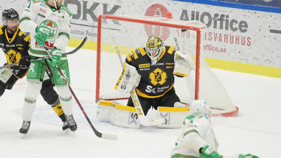 Rögle besegrade AIK efter förlängning och bröt hemmalagets segersvit. Det fanns många sätt att se på Rögles seger, men sett över 60 minuter var inte Ängelholmlagets framgång oförtjänt.
