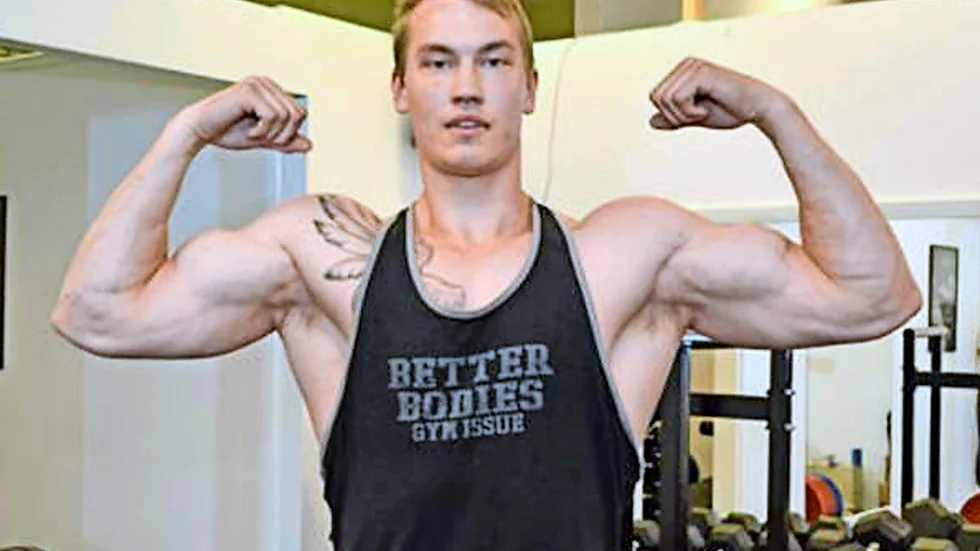 Tävlingsdebuterade. Erik Burvall, rutinerad inom fitness five, gjorde sin första bänkpresstävling.