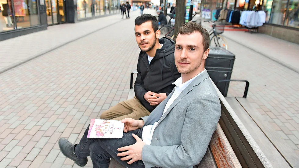 Göteborg nästa. Författarduon Andreas Nilsson och Moder Mothanna kommer att delta på bokmässan.