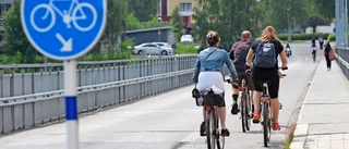 "Cykelvägarna är breda som boulevarder samtidigt som bilisterna får trängas"