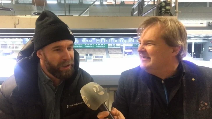 Anders Bruun gästar Uppsnack hos Jens Bollius i ABB arena syd. Ett bandysnack om VSK, IFK Motala, Vätternrundan och Volga.