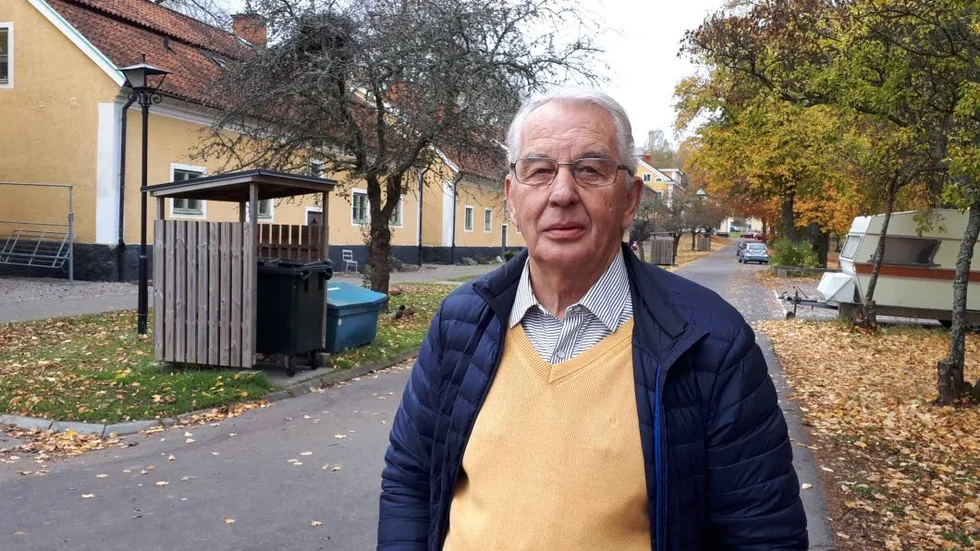 Gammal som gatan? Stig Andersson bildfångad på Bruksgatan; en av Finspångs äldsta gator.