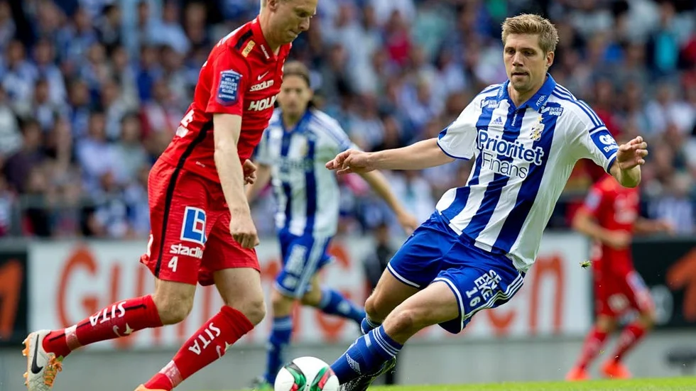 Evighetsmaskinen. Andreas Johansson fyller 35 år idag. IFK-kaptenen brinner fortfarande helhjärtat för fotbollen.
