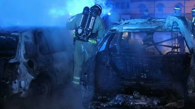 Nya bilbränder. Området kring hamnen har utsatts för ännu en bilbrand. Nu aktualiseras frågan om kameraövervakning.