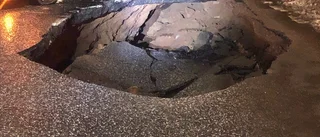 Christoffer körde rakt ner i ett slukhål: "Plötsligt föll bilen ner" 