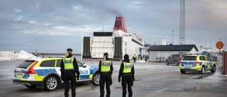 "Många tror att Gotland är paradiset där inga problem förekommer" • Tullen står utan fast personal på ön • ”De vill också ha ledigt”