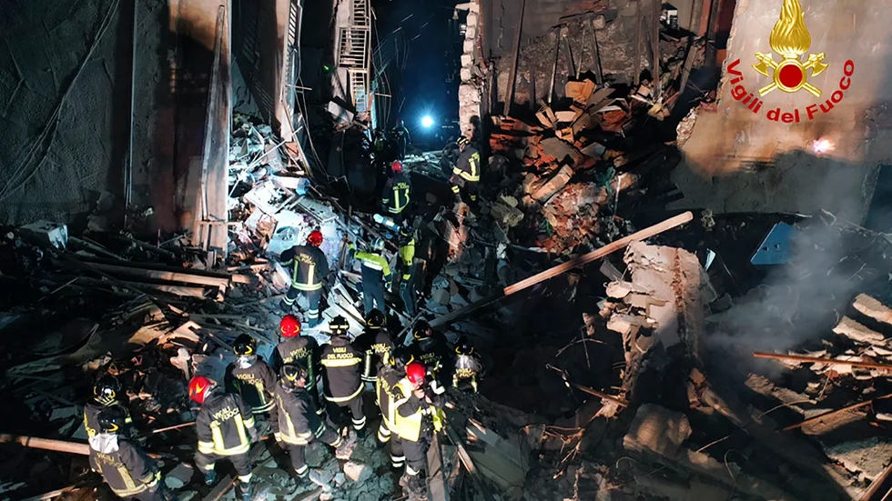 Fyravåningshuset raserades efter explosionen.