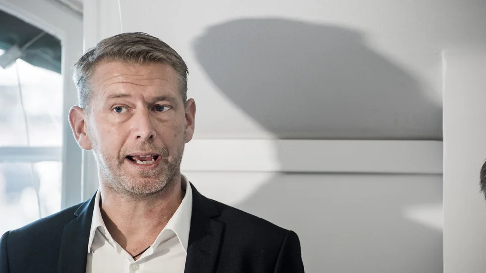 Peter Carlsson, vd på Northvolt vill få igång produktionen i fabriken Northvolt Ett innan nyår.
