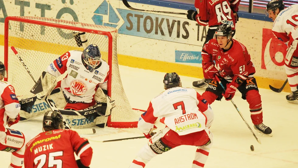 Josh Wilkins möter sitt tidigare lag, Västervik IK, i kväll, i Himmelstalundshallen.