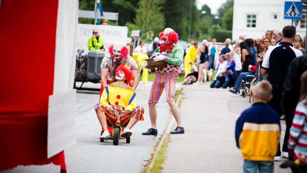 Torsdag 15 augusti är sista anmälningsdagen för att få ha med sitt ekipage i lördagens karneval i Heby.