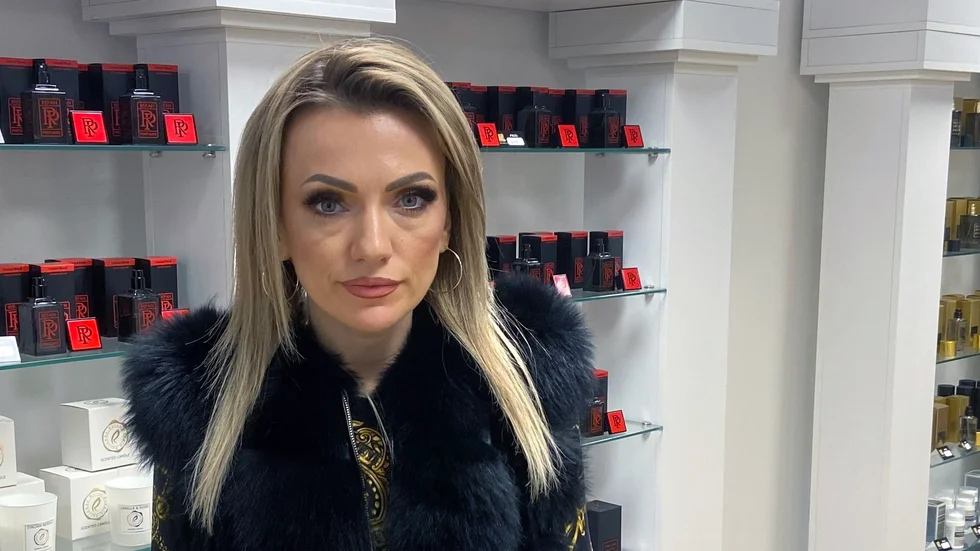Olya Ivanovas parfymbutik Refan blev inte långlivad i Galleria Präntaren. Om en vecka bommar hon igen för gott och hänvisar till privata skäl.