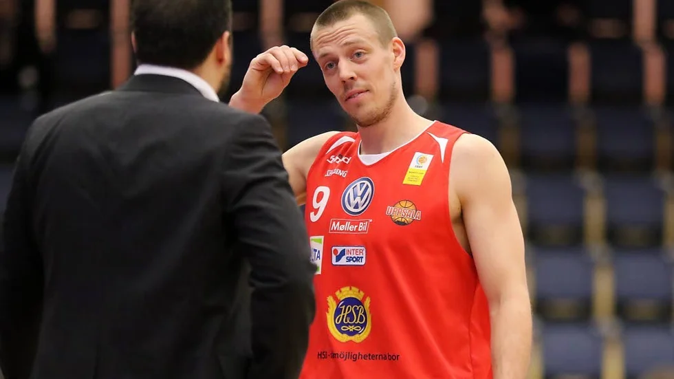 Rickard Eriksson har får övermän i basketligan när det kommer till rutin.