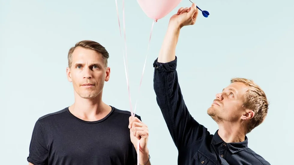 Magnus Tingsek och vännen Oscar Johansson kommer till Reginateatern med sin nya musikföreställning.