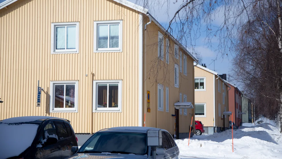 Befintliga tvåvåningshus med totalt 21 lägenheter är tänkta att ersättas med fyra nya fyravåningshus med totalt 55 lägenheter.