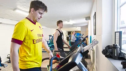 Markus Lundkvist och Kenny Karlsson trÃ¤nar pÃ¥ gym