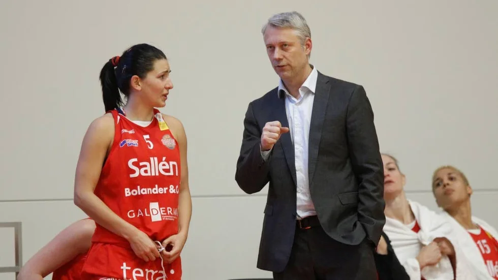 Kraftmätning. Bosse Erikssons Sallén ställs mot obesegrade serieledaren Udominate.