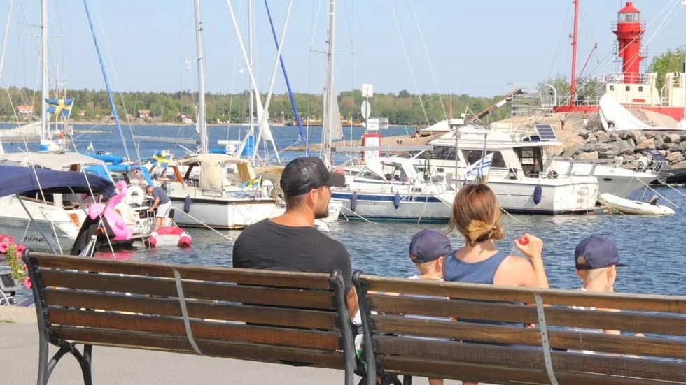 Den nya detaljplanen för Öregrunds hamn ska öka tillgängligheten för allmänheten. Bland annat medges i planen ny vågbrytare, ett större trädäck, ett nytt båthus och utökad torgyta vid Fyrskeppsudden.