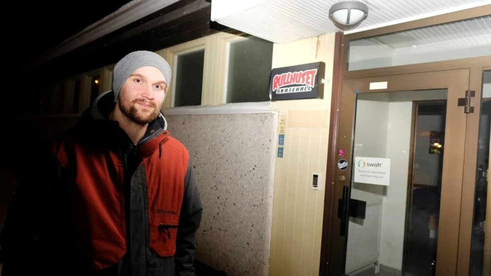 Rullhuset är stängt sedan personer ertappats drogpåverkade. Rullklubben Myggan som driver verksamheten i lokalen tar starkt avstånd mot det inträffade, säger kassören Fredrik Eriksson.