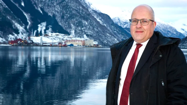 Bolidens koncernchef Mikael Staffas totala ersättning var 15,9 miljoner kronor under 2021.