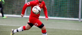 Syrianska hänger på i toppen