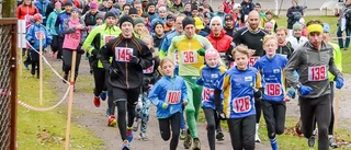 Spring för världens barn i Ankarsrum: "Vill en inte skene wävwännet kan en gå"