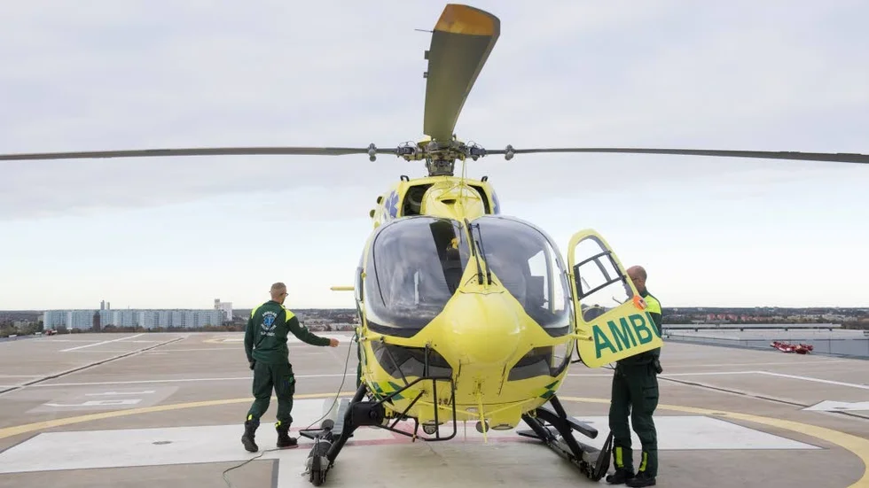 Pojken fick åka ambulanshelikopter till Karolinska sjukhuset men har nu fått komma hem igen.