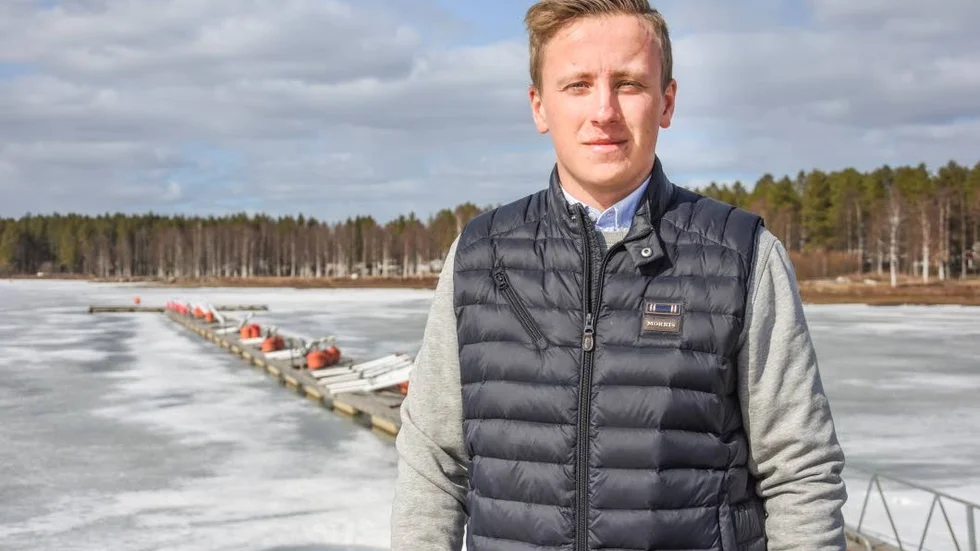 Erik Fredriksson tycker att man borde införa förarbevis för vattenskoter och fritidsbåt under tolv meter.