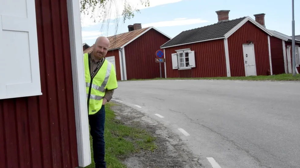 Fredrik Olofsson, projektledare för byggprojektet "Rädda kyrkstugorna".