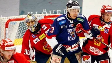 Almtunas målvakt Mark Owuya hoppas på spel i JVM.