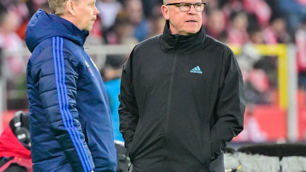 Förbundskapten Janne Andersson, till höger, tillsammans med assisterande förbundskapten Peter Wettergren.