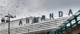 Flygplan touchade varandras vingar
