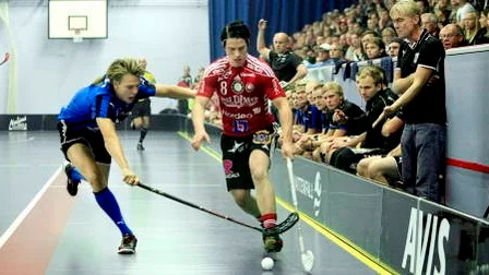 innebandy Sirius - Storvreta : 
t v Sirius Jesper johansson
t h Storvreta nr 8 Fredrik Holtz