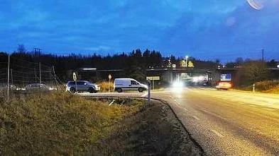 Så här kan det se ut på motorvägsavfarten från Stockholmshållet på eftermiddagen.