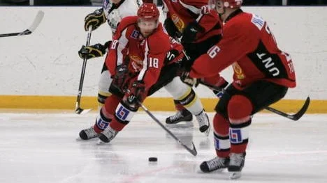 Olof Mårs skadade armen mot Oskarshamn.
