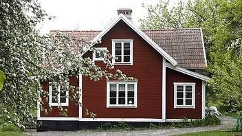 Jan Fridegårds gamla torp har rönt stort intresse bland husspekulanterna.