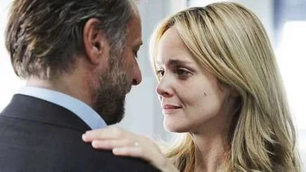 Michael Nyqvist (som Ernst) och Izabella Scorupco (som Cecilia) i Johan Brisingers film ÄNGLAVAKT.
Stillbildsfoto: Johan Paulin