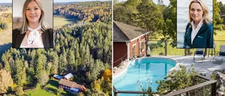 Pool med sjöutsikt och gård med jättetomt lockar flest
