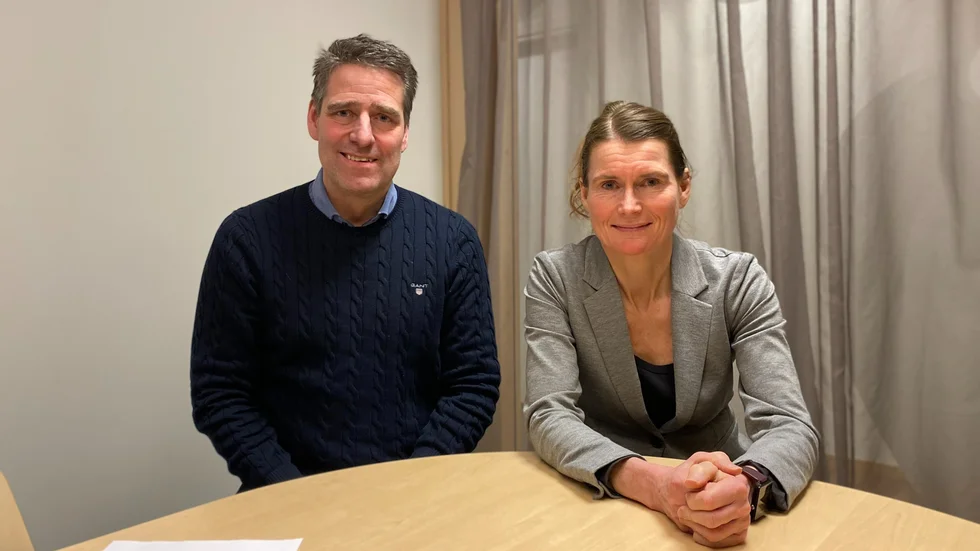 Pitebos marknadschef Nicklas Öhman och vd Maria Adlers berättar att Pitebos hyresgäster får en hyreshöjning med 5,5 procent från och med 1 maj.