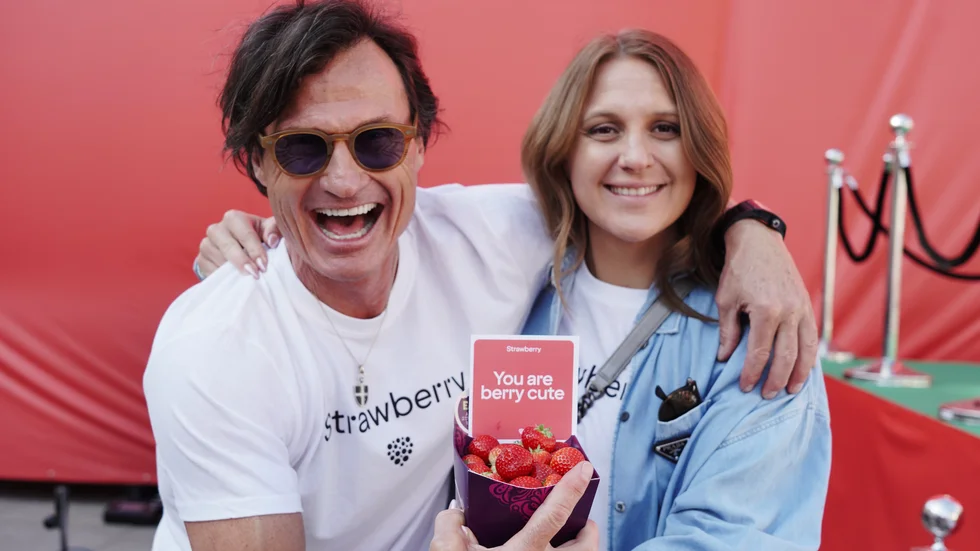 Hotellmagnaten Petter Stordalen, här tillsammans med dottern Emelie, säger kloka saker om sambandet mellan skatter och civilisation.