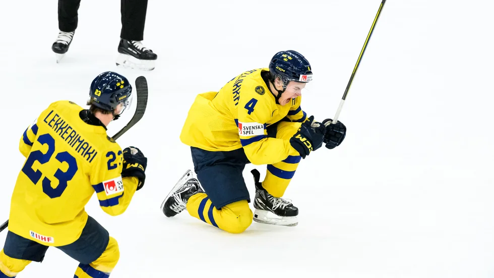 Axel Sandin Pellikka gjorde sitt livs mål, när han sköt Juniorkronorna till semifinal.