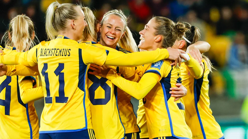 Sverige körde över Italien i lördagens VM-match. Nu talar mycket för svensk gruppseger och åttondelsfinal i Melbourne.
