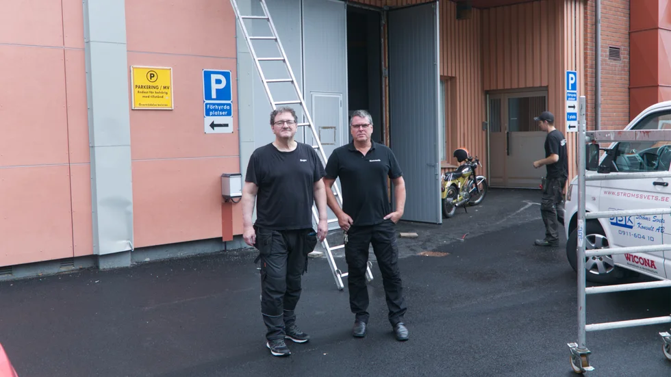 Roger Kristoffersen och Kenneth Sandgren kom tillbaka till jobbet i måndags. Då fick de se att arbetsplatsen utsatts för inbrott och vandalisering.