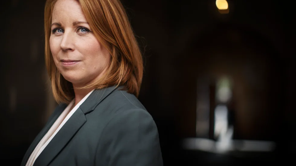 Utsatt. Den tidigare centerledaren Annie Lööf skriver i sin nya bok om hoten hon utsatts för under sin tid i politiken. 