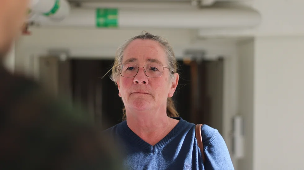 Caroline Unéus, Moderat ordförande i samhällsbyggnadsnämnden i Motala, hade en lugn julafton, men fullt hus på juldagen. 2024 hoppas hon på fred i Ukraina.