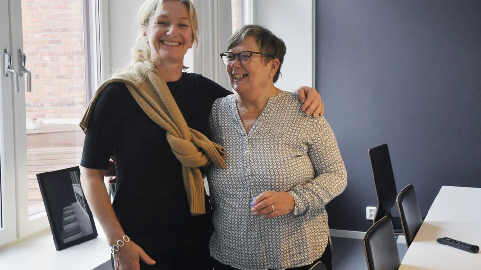 Gunnel Jerrebrant gick i pension för tio år sedan, men började nästan direkt att jobba extra genom Veteranpoolen på arkitektföretaget Carlstedt arkitekter. Kontorschefen Nini Foyn tycker det är fint att ha Gunnel på kontoret: "Det är verkligen en trevlig dimension", säger hon.