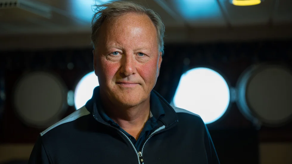 Urban Lambertsson är en av de 137 personer som överlevde Estonia. Nu är han på väg till förlisningsplatsen som observatör och representant för de överlevande.